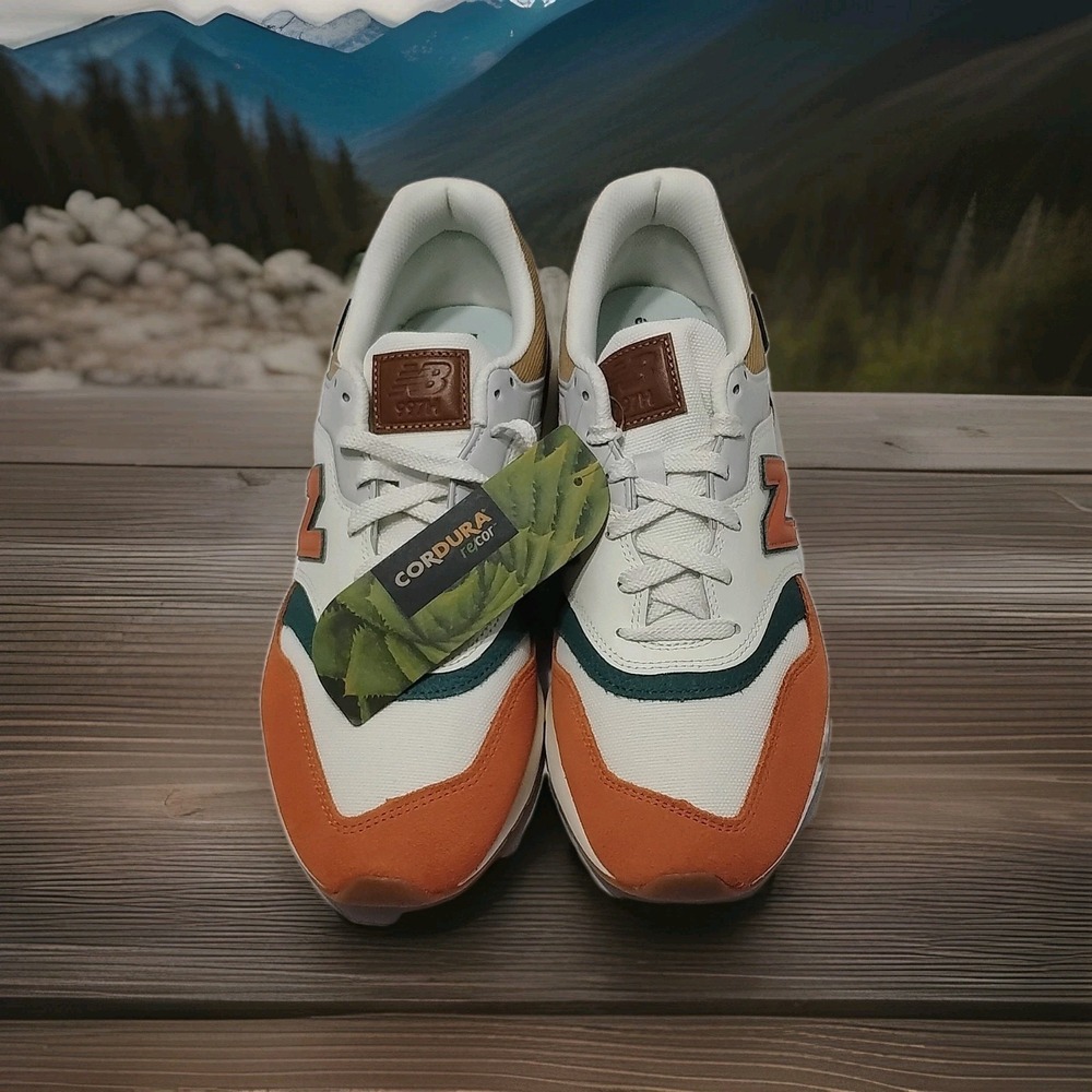 Size 9 - New Balance 997H Sea Salt Infield Clay